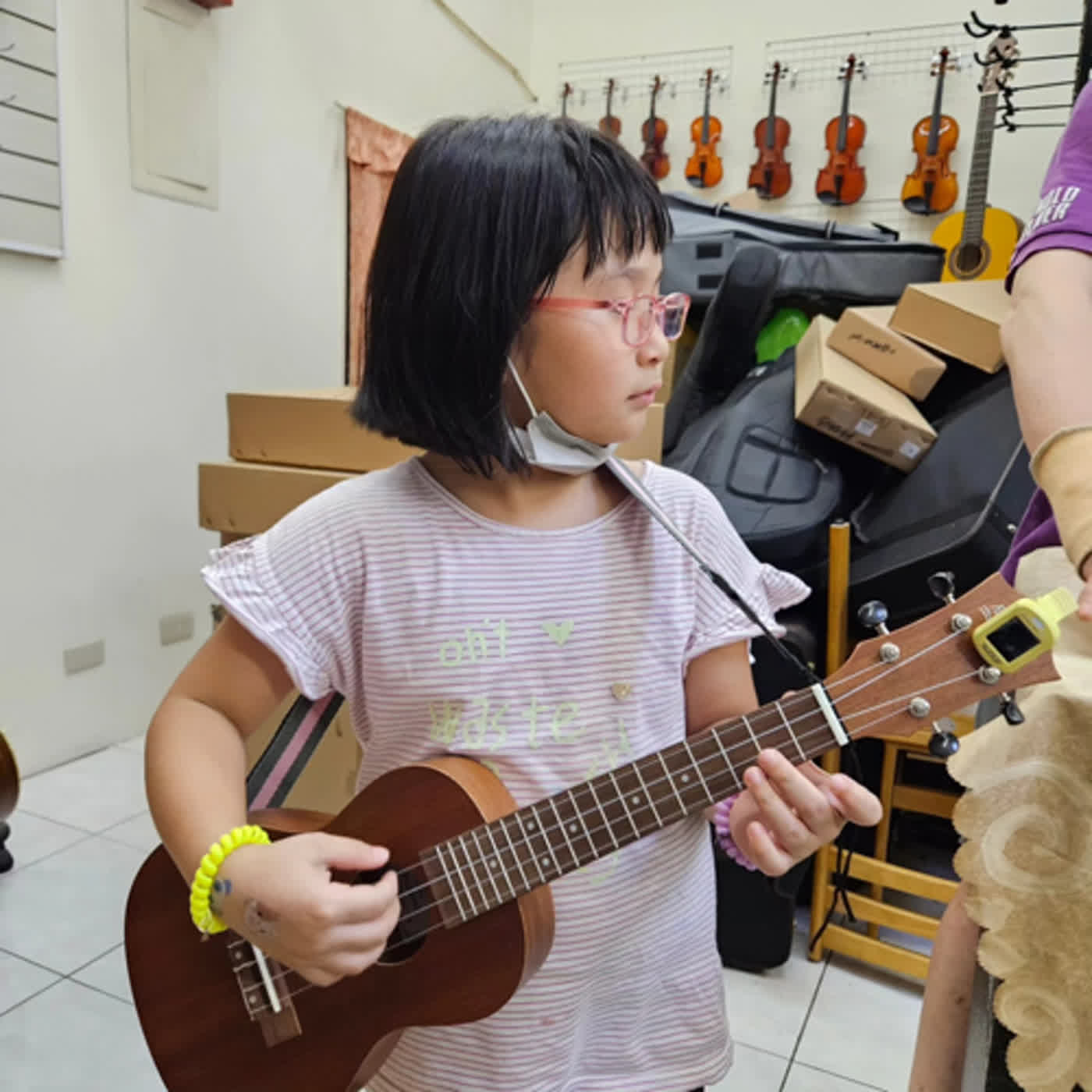 小一新生準備開學囉！但颱風也要來了耶(今天又有屁聲>///<)